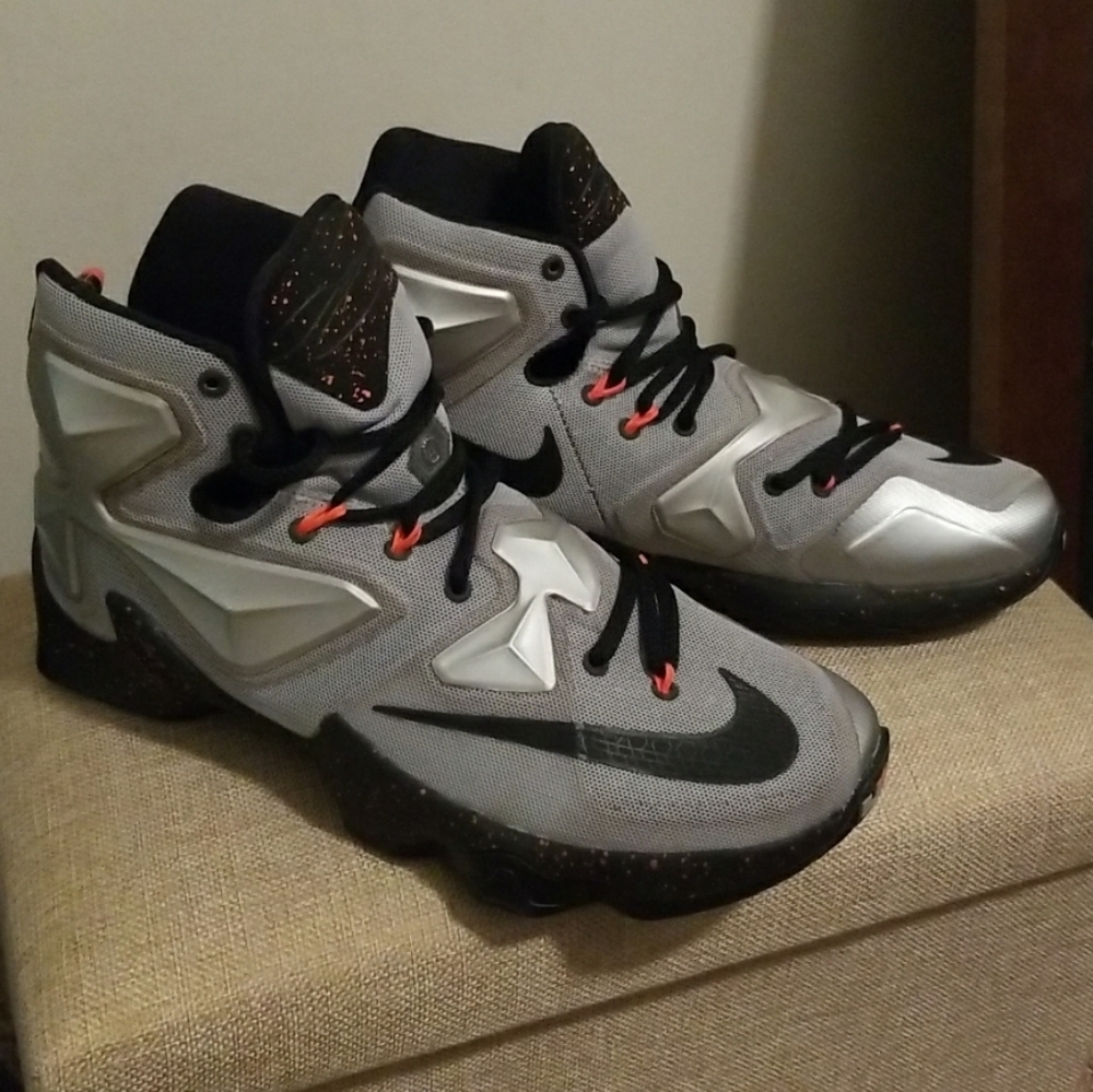 Nike LeBron 13 Rubber City/Lava, Men's Size 9